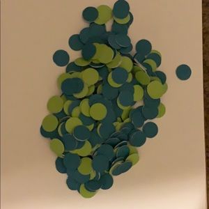 Paper confetti